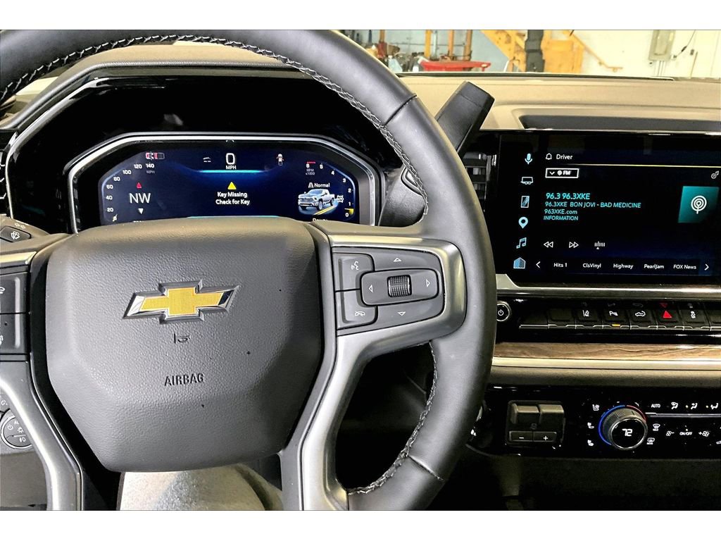 Used 2026 Chevrolet Silverado 2500 LTZ w/ LTZ Convenience Package AWD/4WD image 20