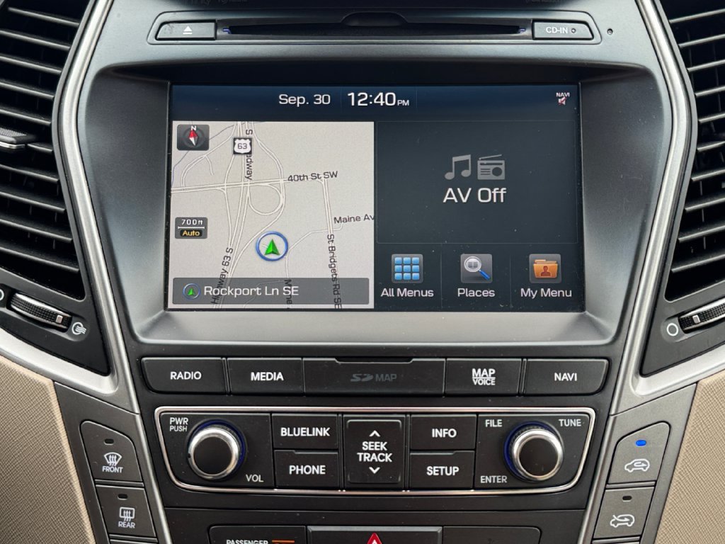 Used 2017 Hyundai Santa Fe Limited w/ Cargo Package AWD/4WD image 21