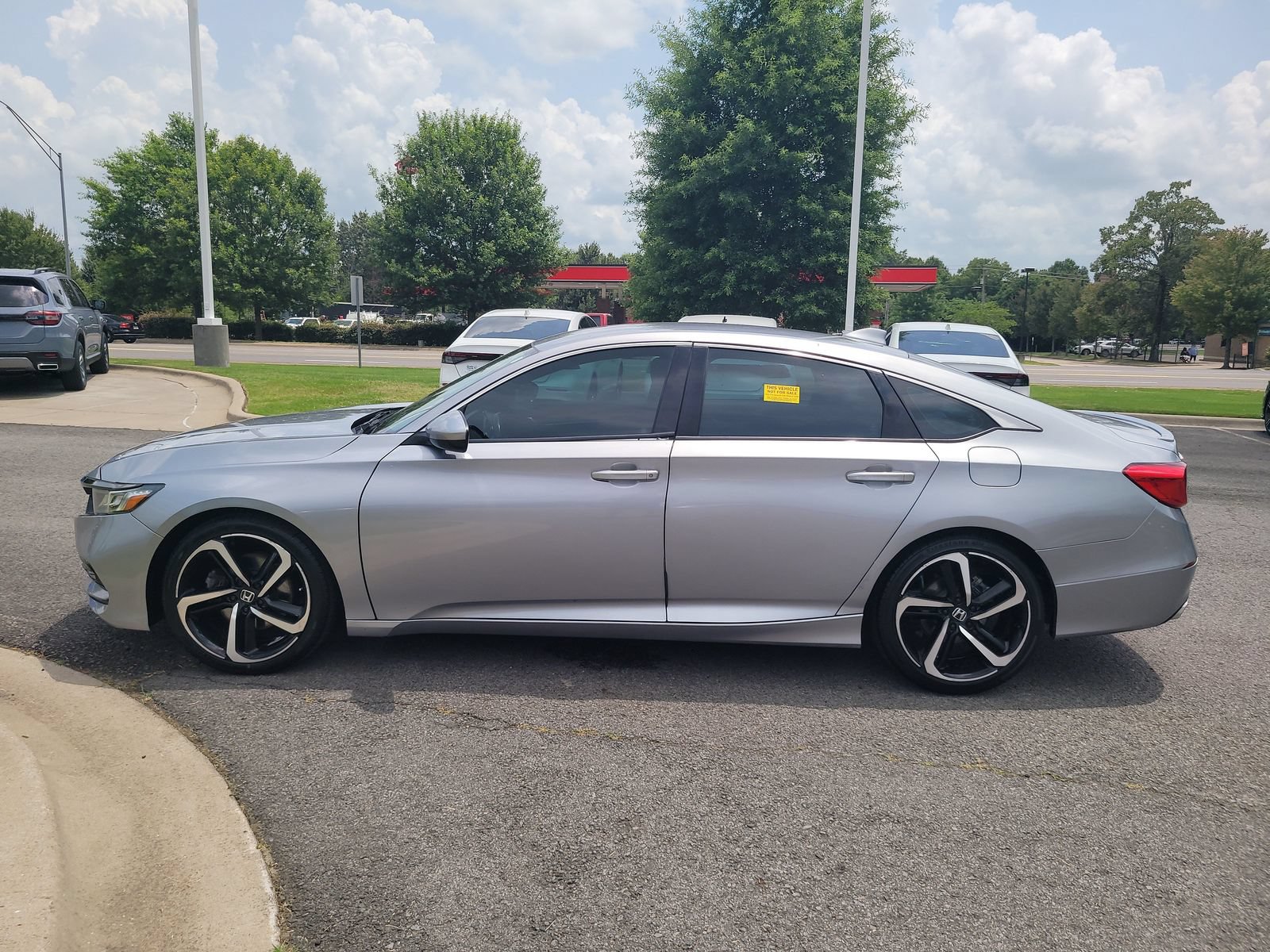 Used 2020 Honda Accord Sport image 6
