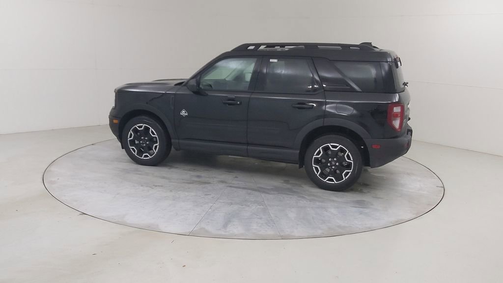 New 2025 Ford Bronco Sport Outer Banks image 17