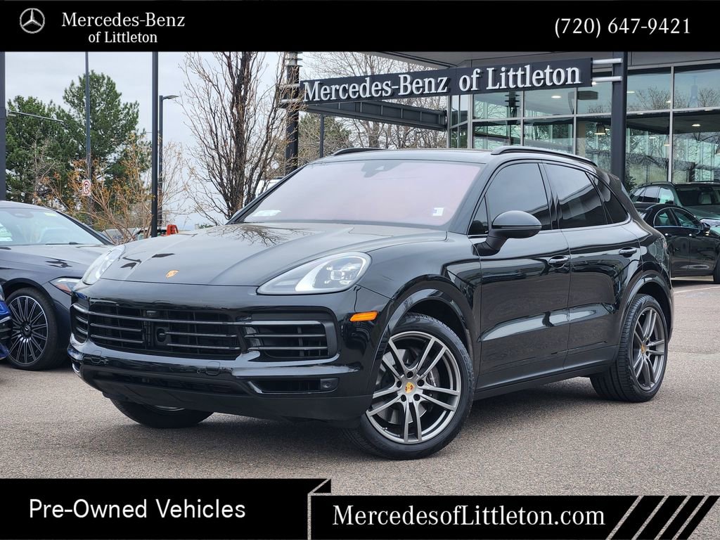 Used 2023 Porsche Cayenne Platinum Edition image 1