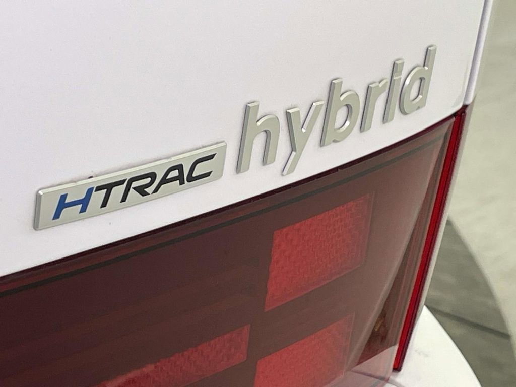 Used 2025 Hyundai Santa Fe SEL AWD/4WD image 10