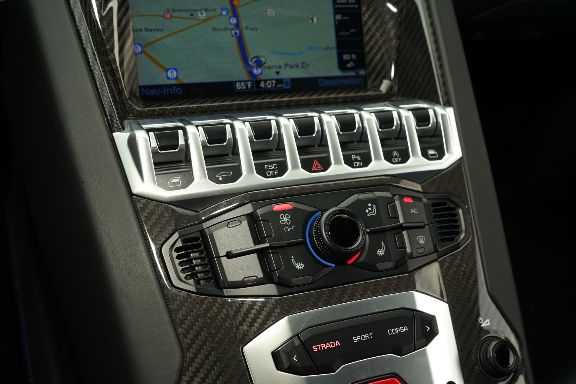 Used 2015 Lamborghini Aventador LP 700-4 AWD/4WD image 24