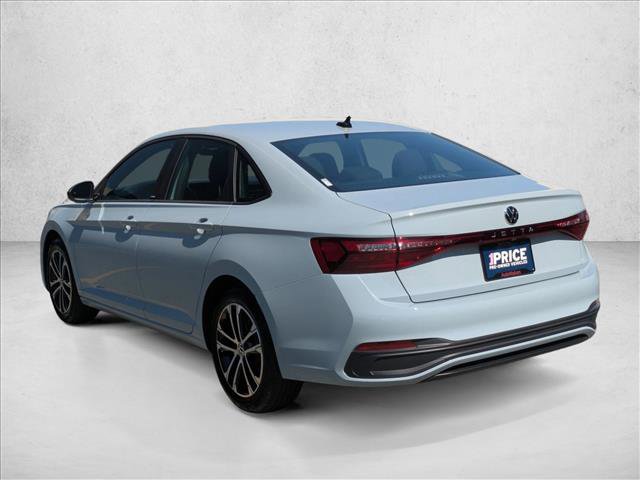 Used 2025 Volkswagen Jetta Sport image 8