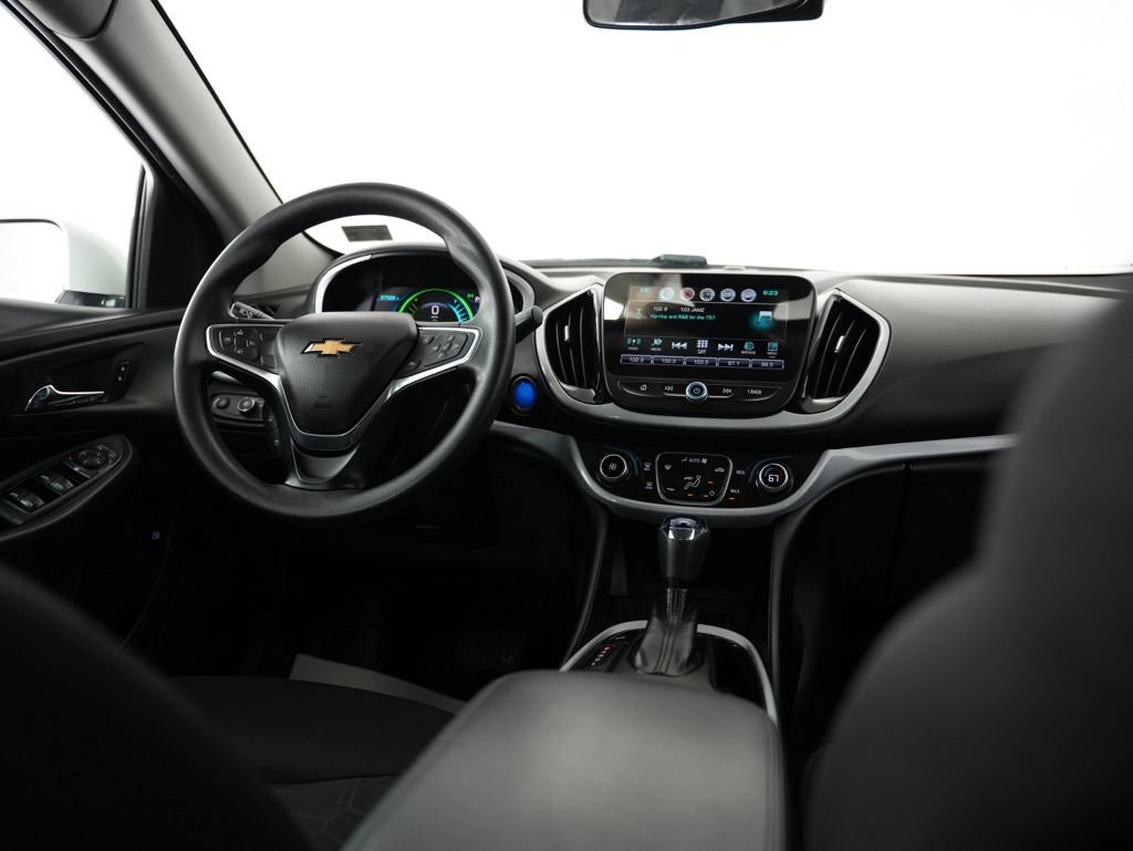 Used 2018 Chevrolet Volt LT FWD image 10