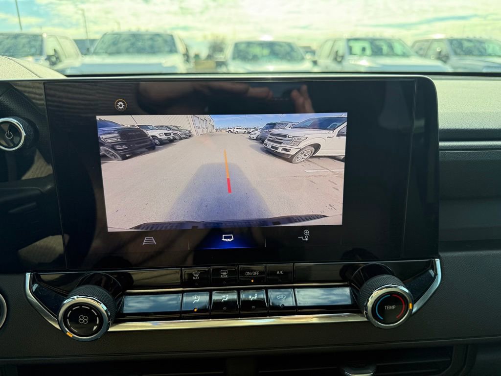 Used 2023 Chevrolet Colorado Trail Boss image 25