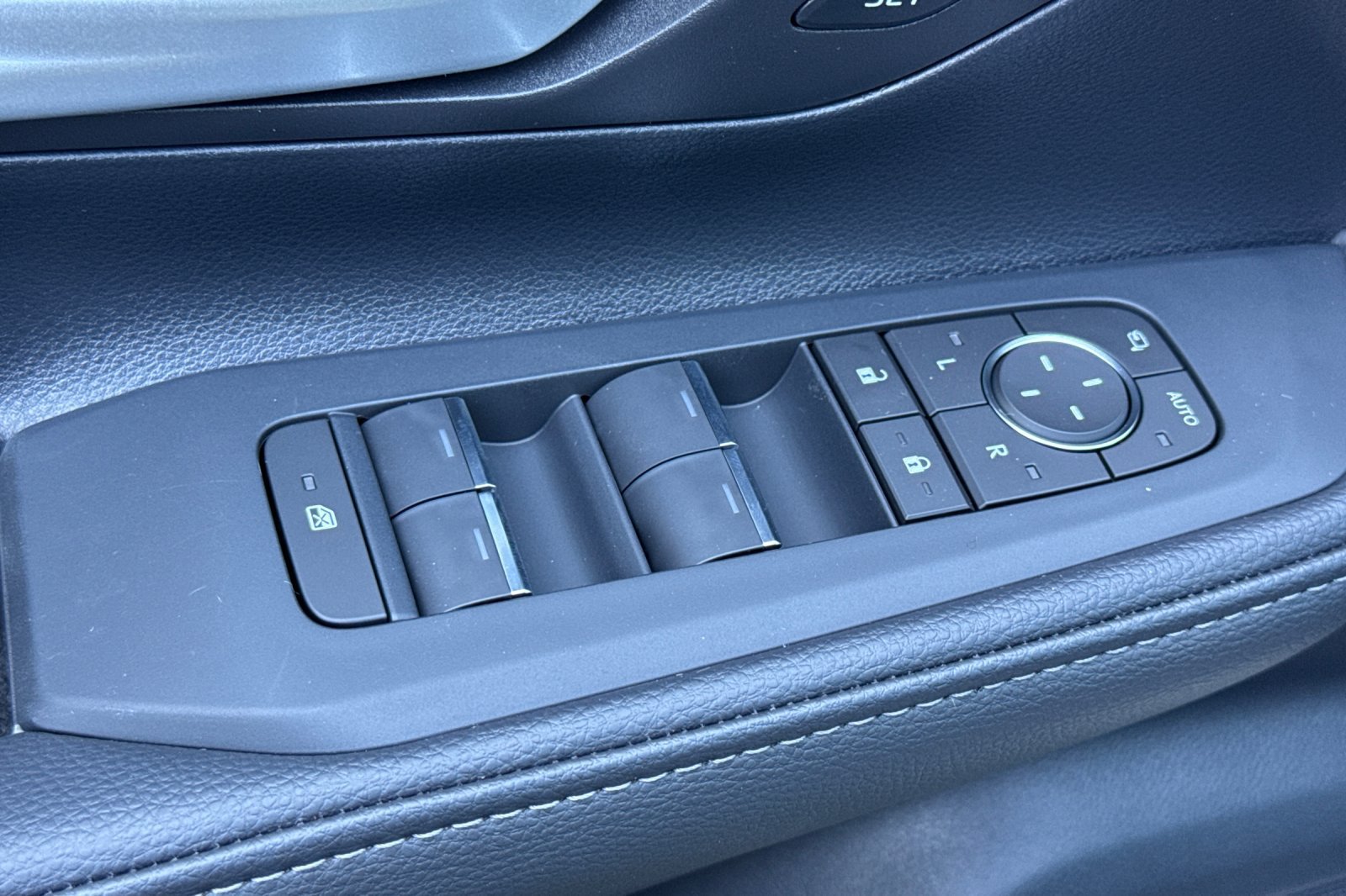New 2026 Toyota Grand Highlander AWD Hybrid image 14