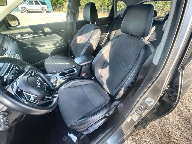Used 2023 Kia Seltos S image 18