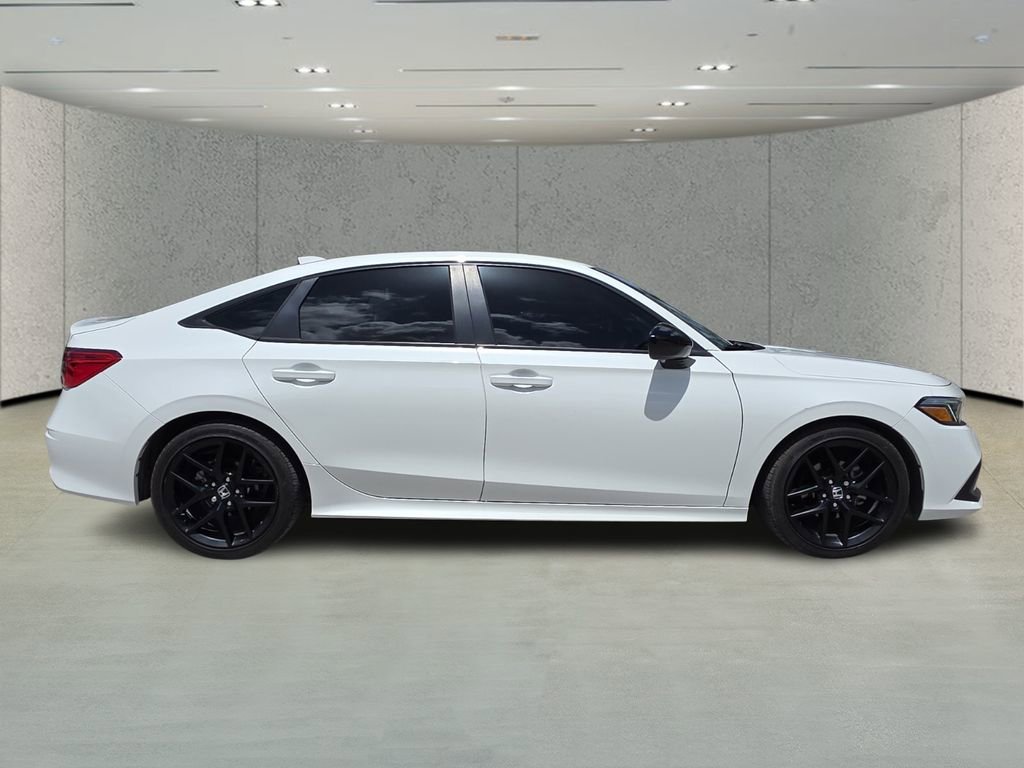 Used 2024 Honda Civic Sport image 2