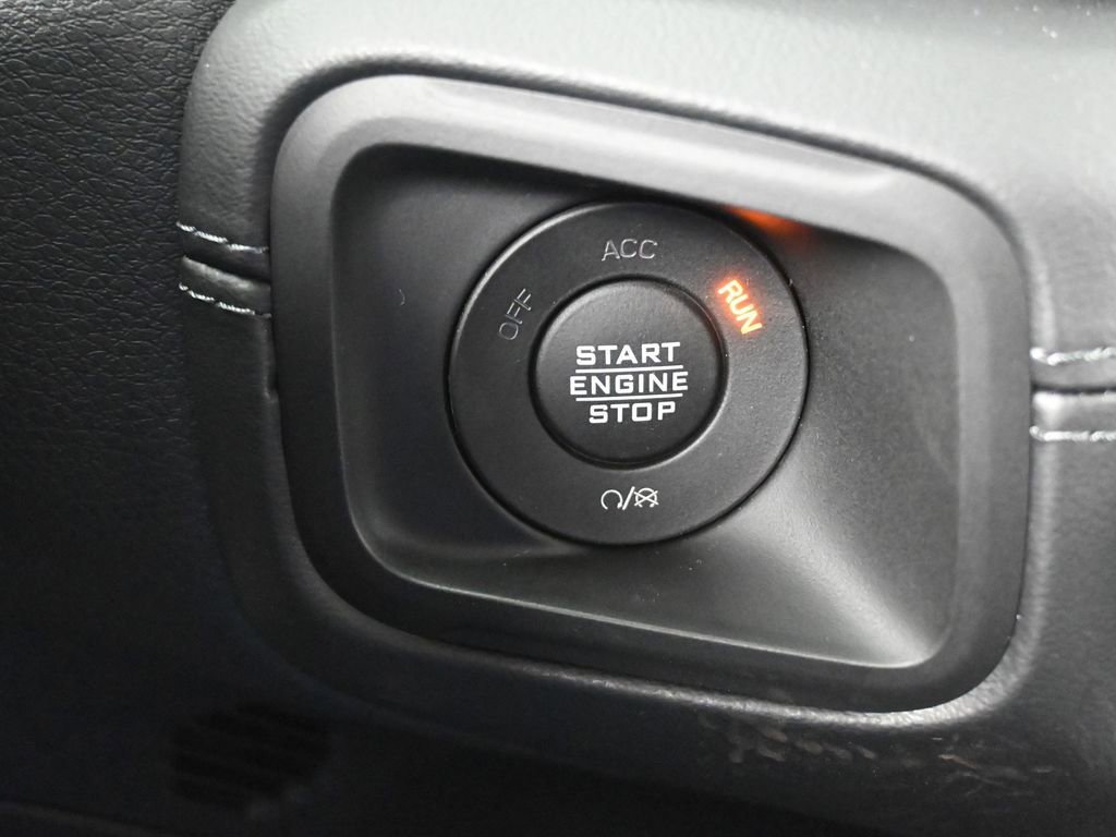 Used 2025 Jeep Wrangler Unlimited Rubicon image 22