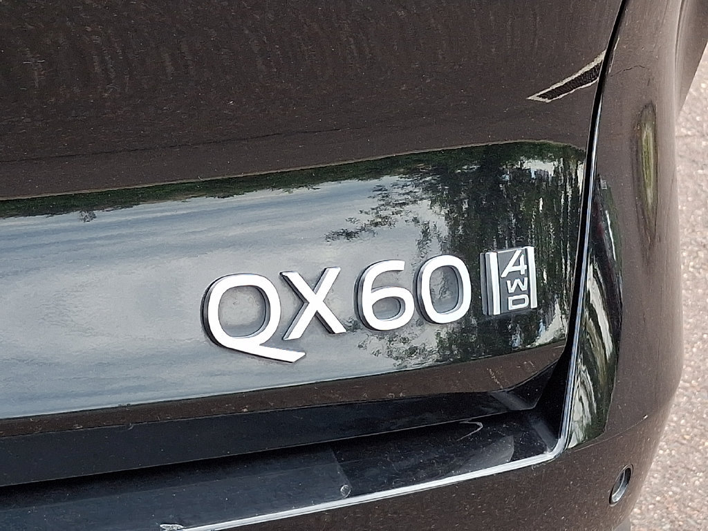 Certified 2026 INFINITI QX60 Luxe w/ Cargo Package AWD/4WD image 30