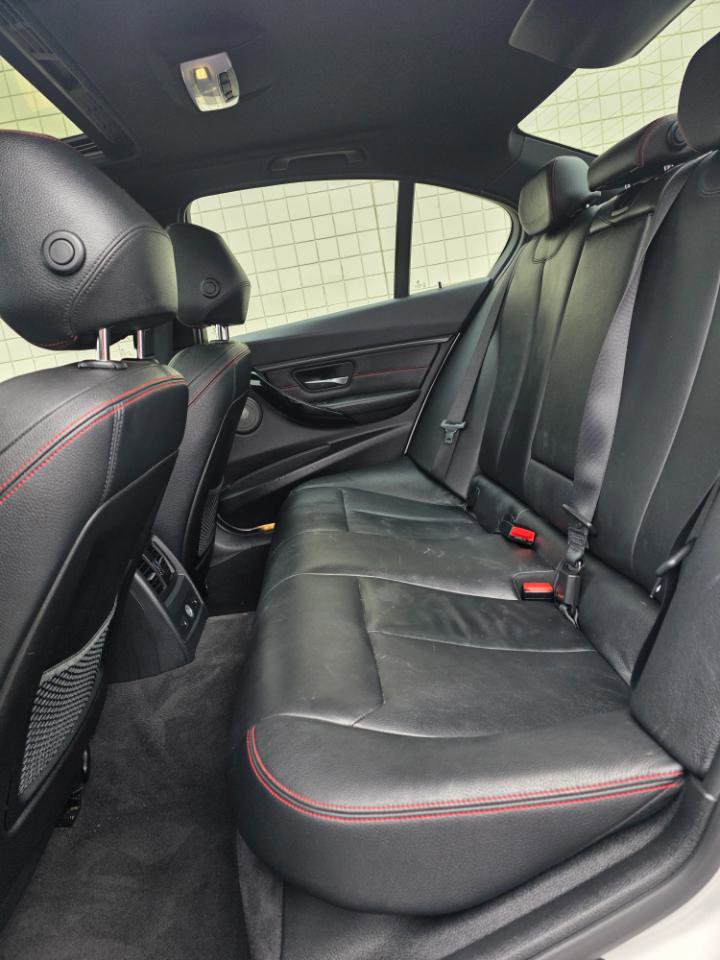 Used 2014 BMW 328i xDrive Sedan AWD/4WD image 12