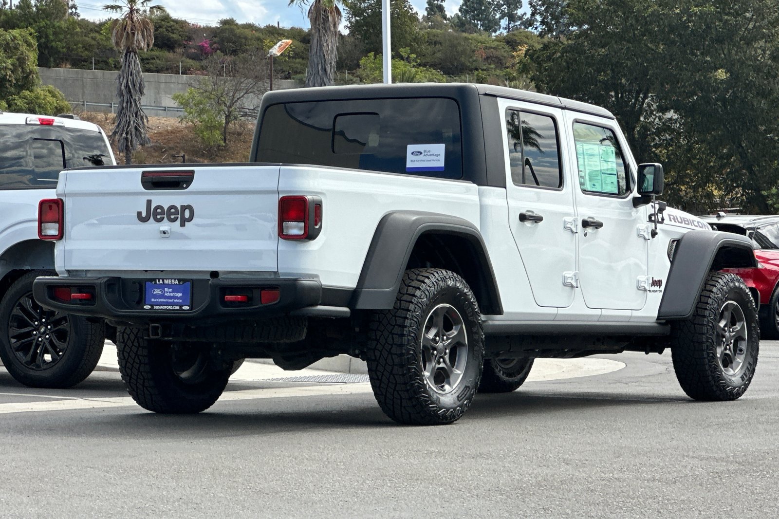 Used 2021 Jeep Gladiator Rubicon w/ Trailer Tow Package AWD/4WD image 3