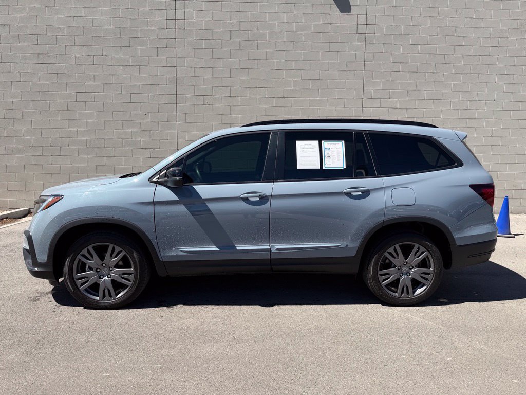 Used 2022 Honda Pilot Sport image 2