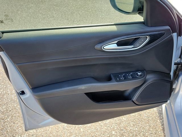 Used 2024 Alfa Romeo Giulia Sprint image 16