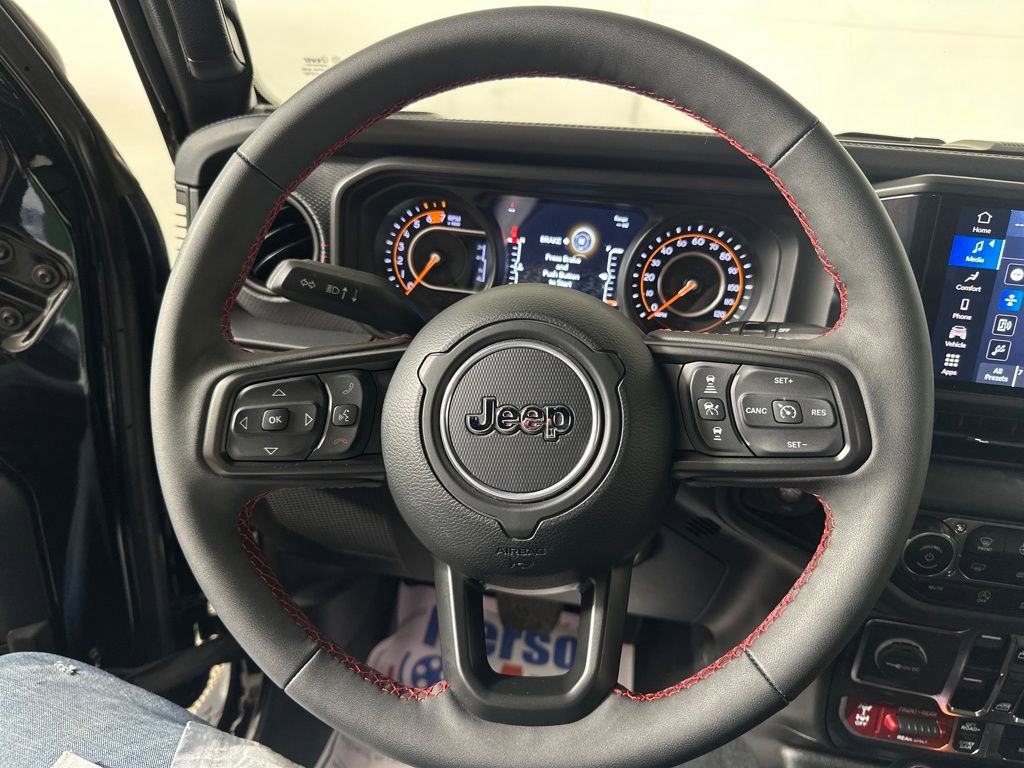 Used 2024 Jeep Wrangler Unlimited Rubicon w/ Convenience Group image 24
