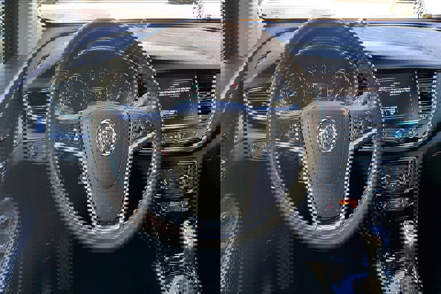 Used 2018 Buick Encore Preferred image 5