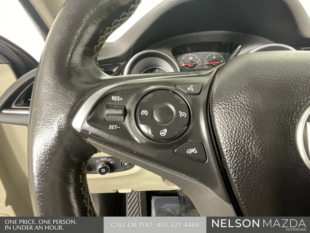 Used 2018 Buick Regal Essence w/ Driver Confidence Package #1 AWD/4WD image 42