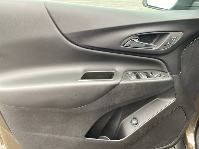 Certified 2024 Chevrolet Equinox LT w/ LPO, Floor Liner Package FWD image 17