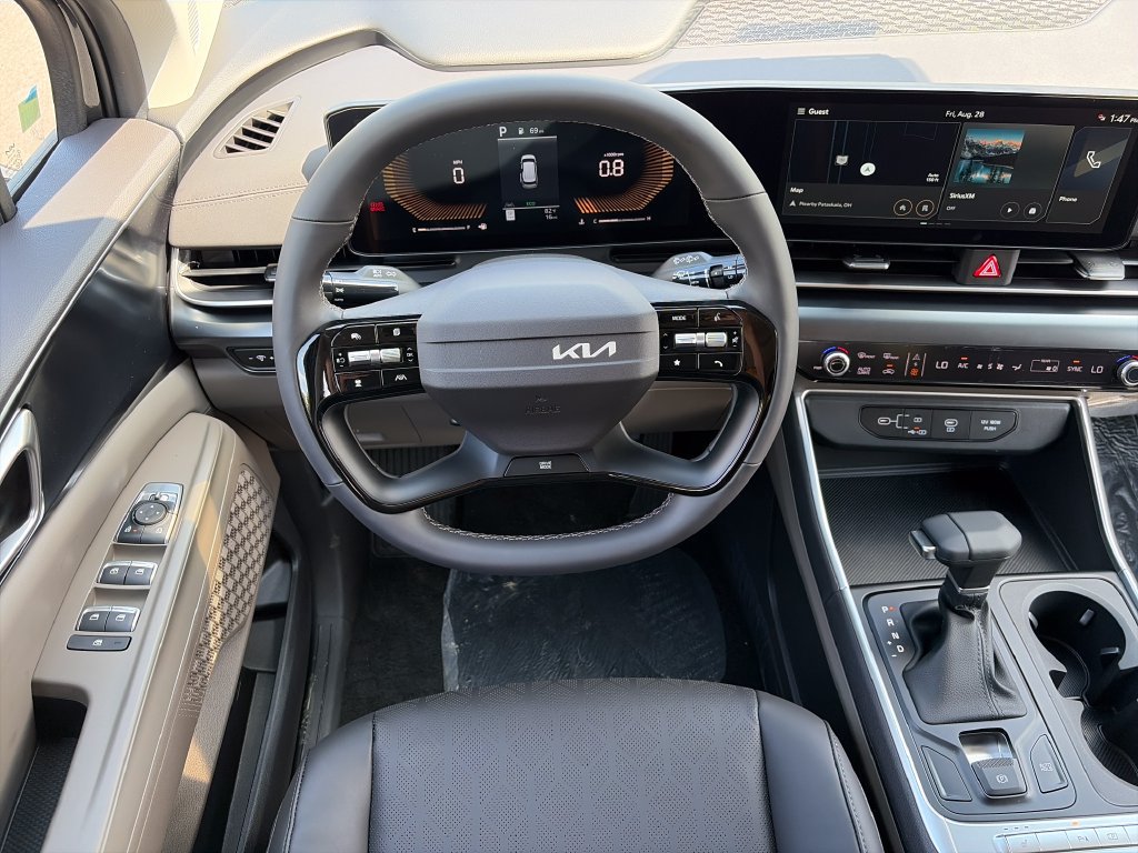 New 2027 Kia Carnival FWD image 11