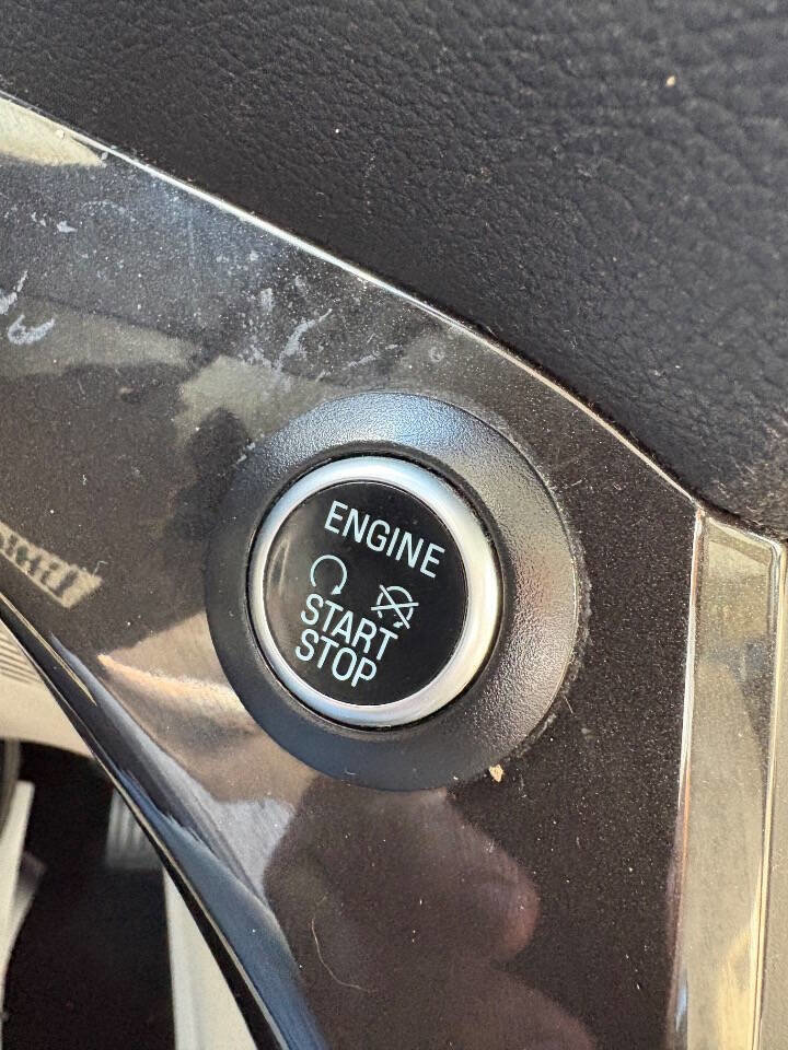 Used 2019 Ford Escape Titanium image 24