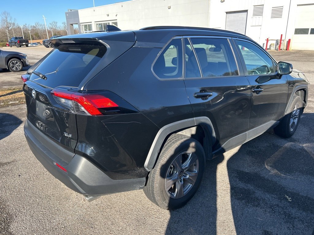 Used 2024 Toyota RAV4 XLE image 5
