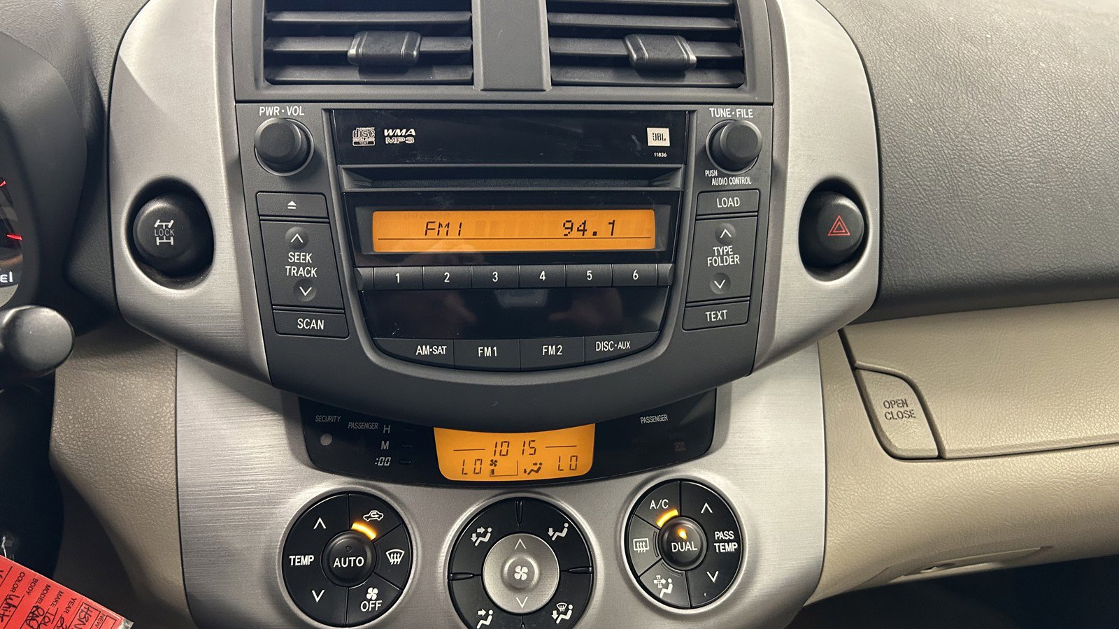 Used 2008 Toyota RAV4 Limited image 29