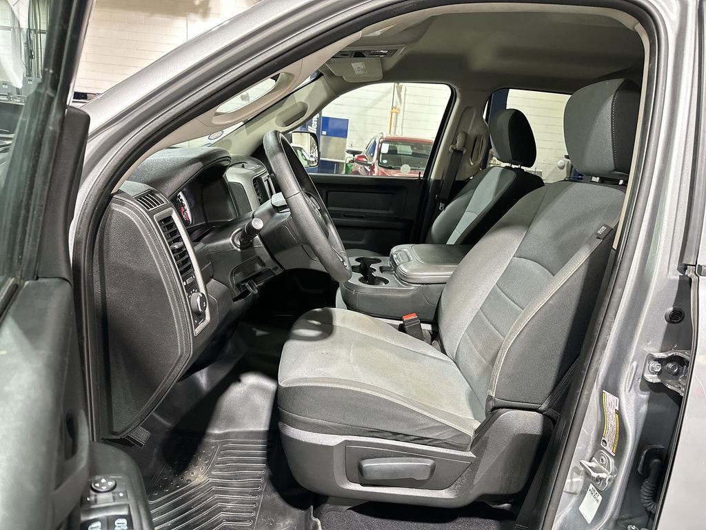Used 2021 RAM 1500 Tradesman w/ Tradesman SXT Package image 12