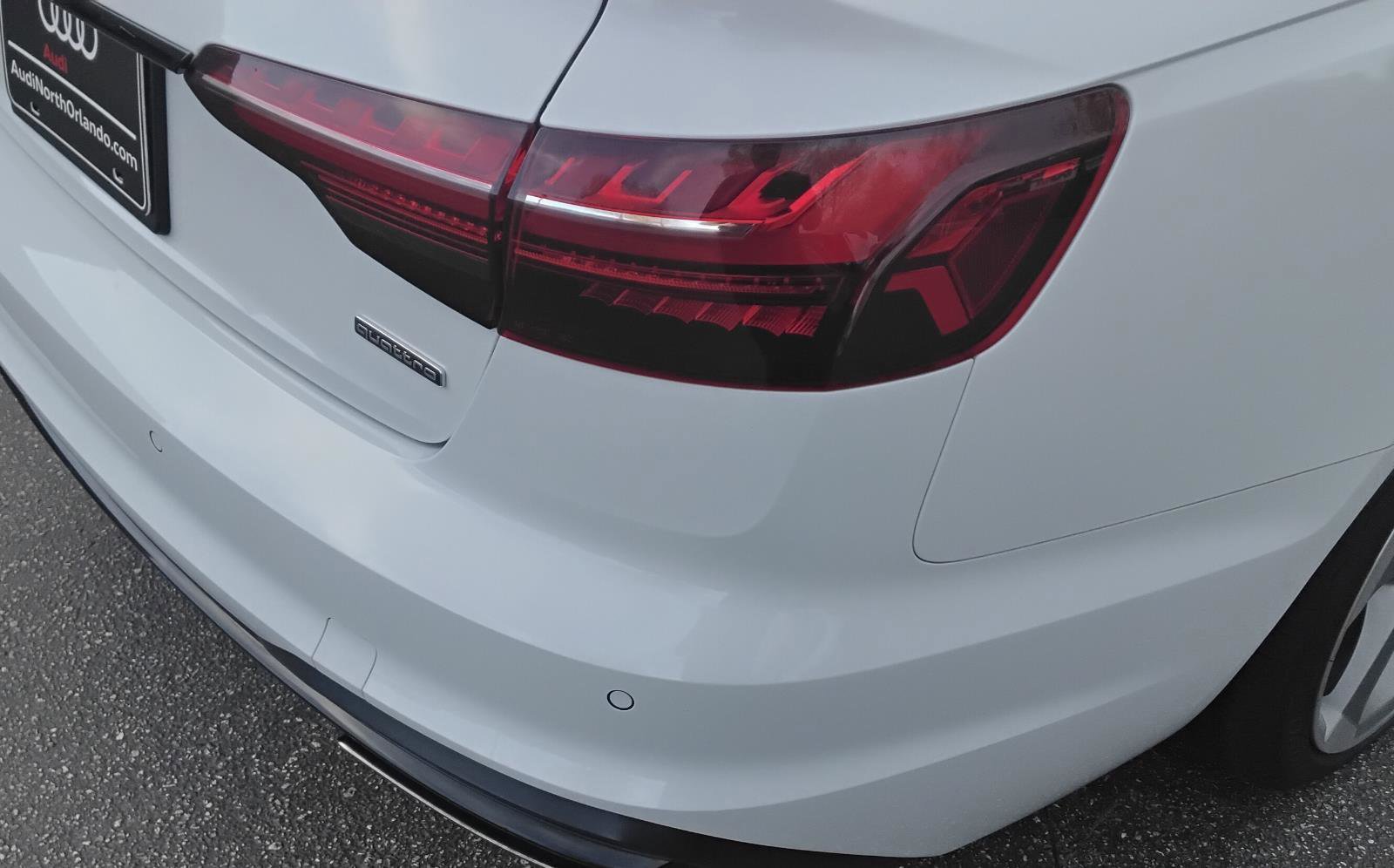 Used 2023 Audi A4 2.0T Premium Plus w/ Premium Plus Package image 10