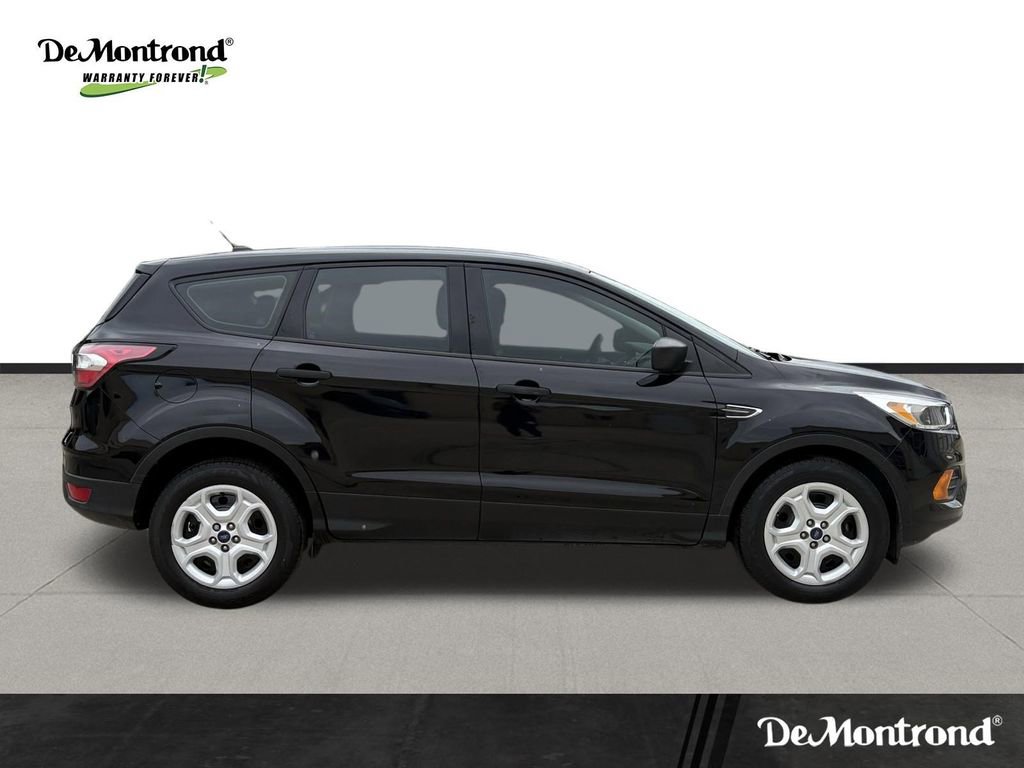 Used 2017 Ford Escape S FWD image 4