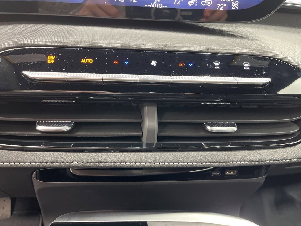 New 2025 Buick Enclave Preferred image 16