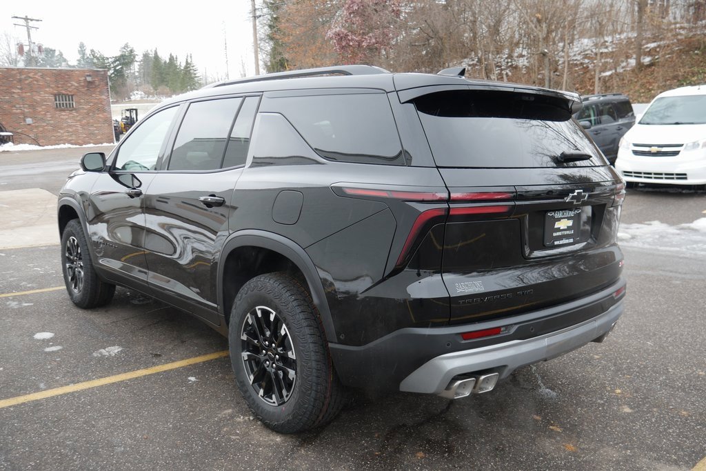 New 2026 Chevrolet Traverse Z71 w/ Enhanced Driving Package image 5