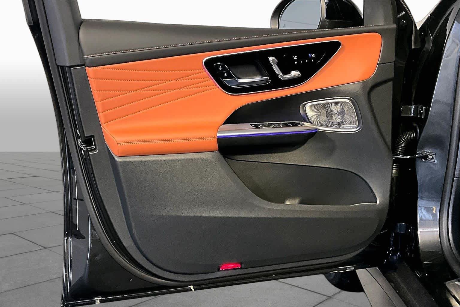 New 2026 Mercedes-Benz GLC 300 4MATIC image 11