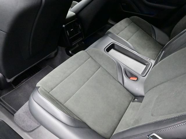 Certified 2023 Porsche Taycan GTS image 15