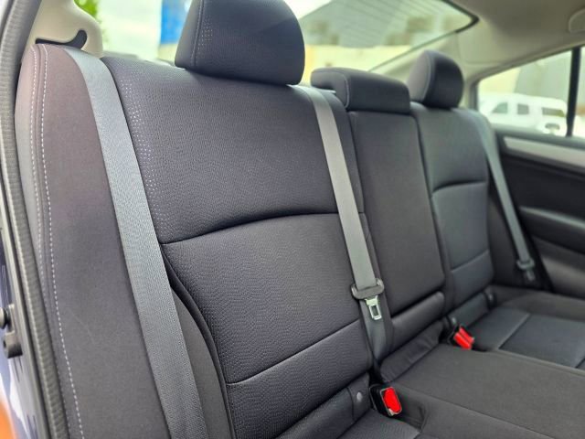 Used 2016 Subaru Legacy 2.5i Premium AWD/4WD image 35