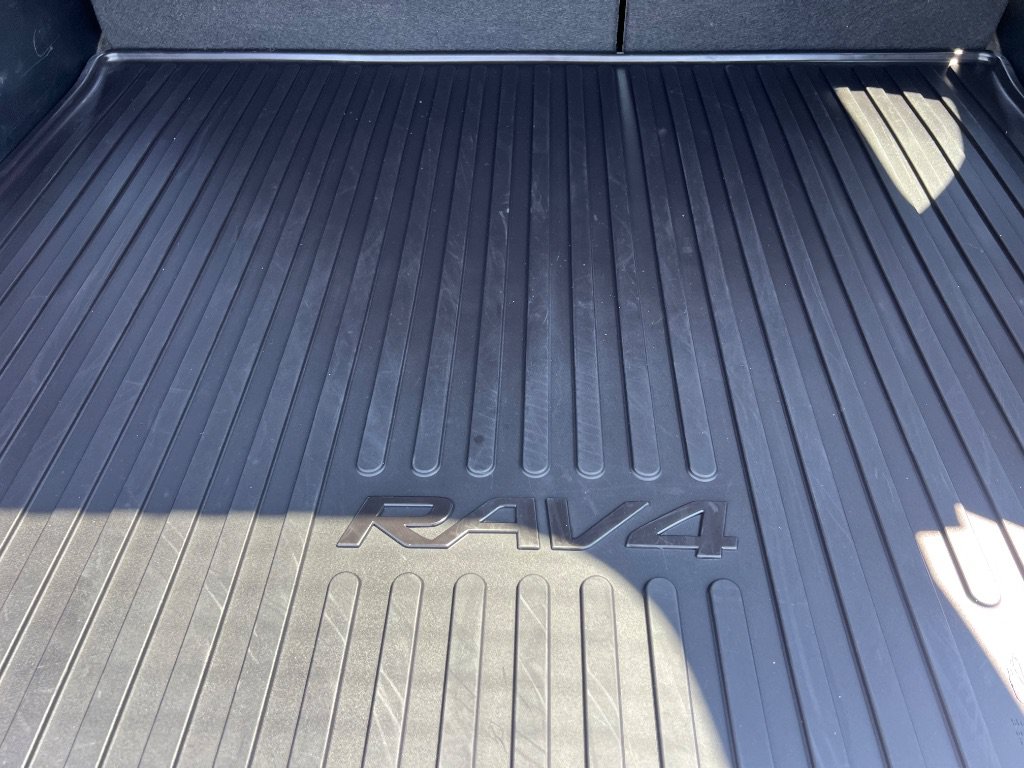 Used 2017 Toyota RAV4 LE w/ All Weather Liner Package AWD/4WD image 35