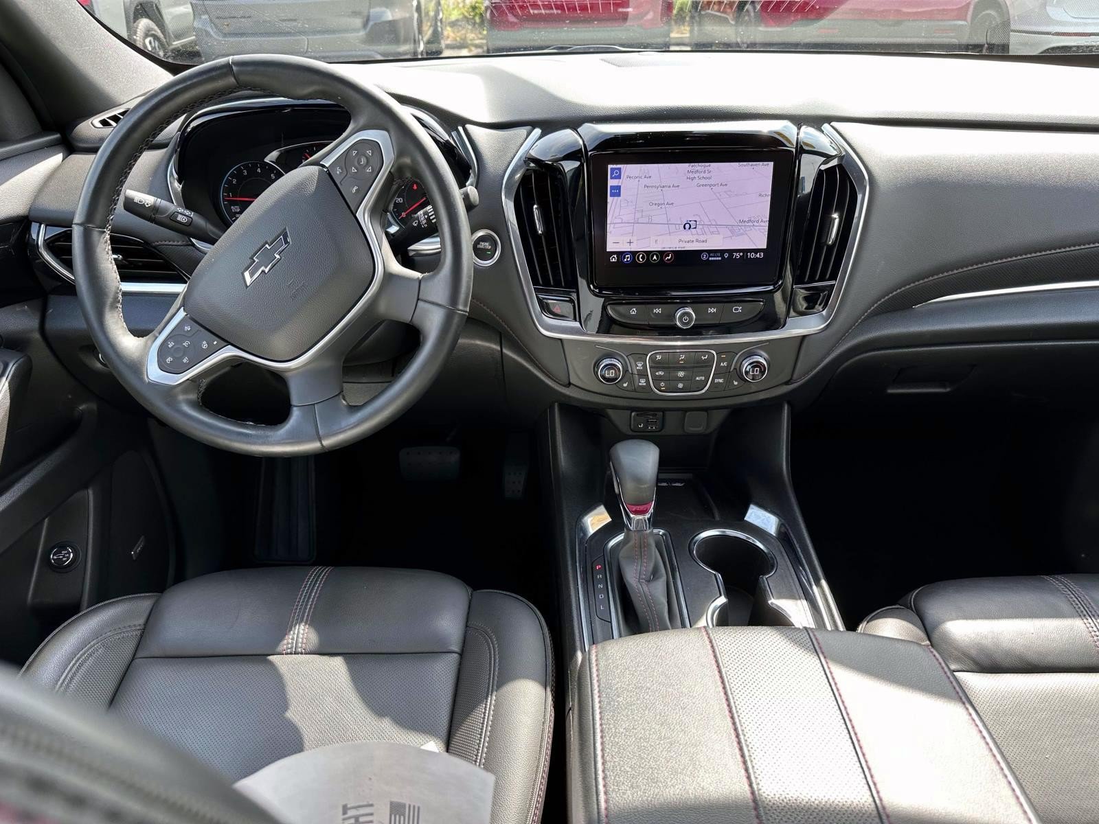 Used 2023 Chevrolet Traverse RS AWD/4WD image 16
