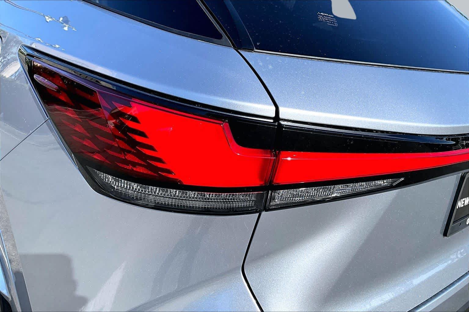 New 2026 Lexus RX 450h AWD w/ Convenience Package image 12