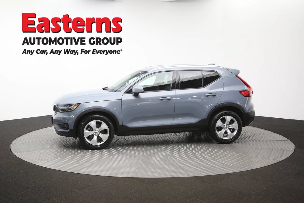 Used 2021 Volvo XC40 T4 Momentum FWD image 58