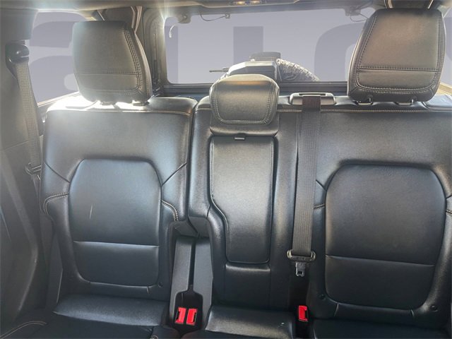 Used 2023 Ford Bronco Badlands image 16