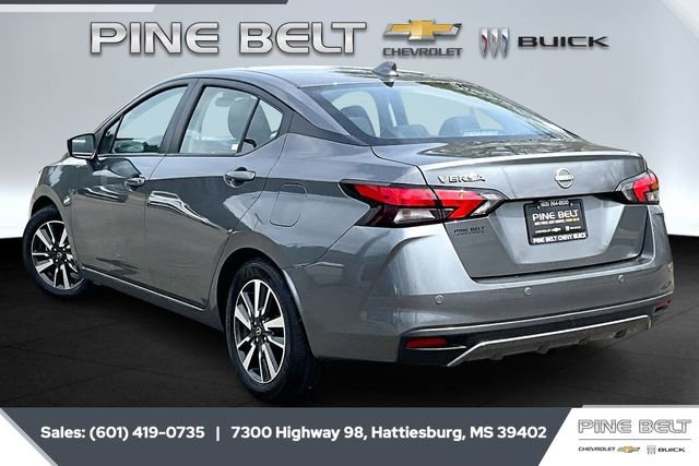 Used 2025 Nissan Versa SV image 2