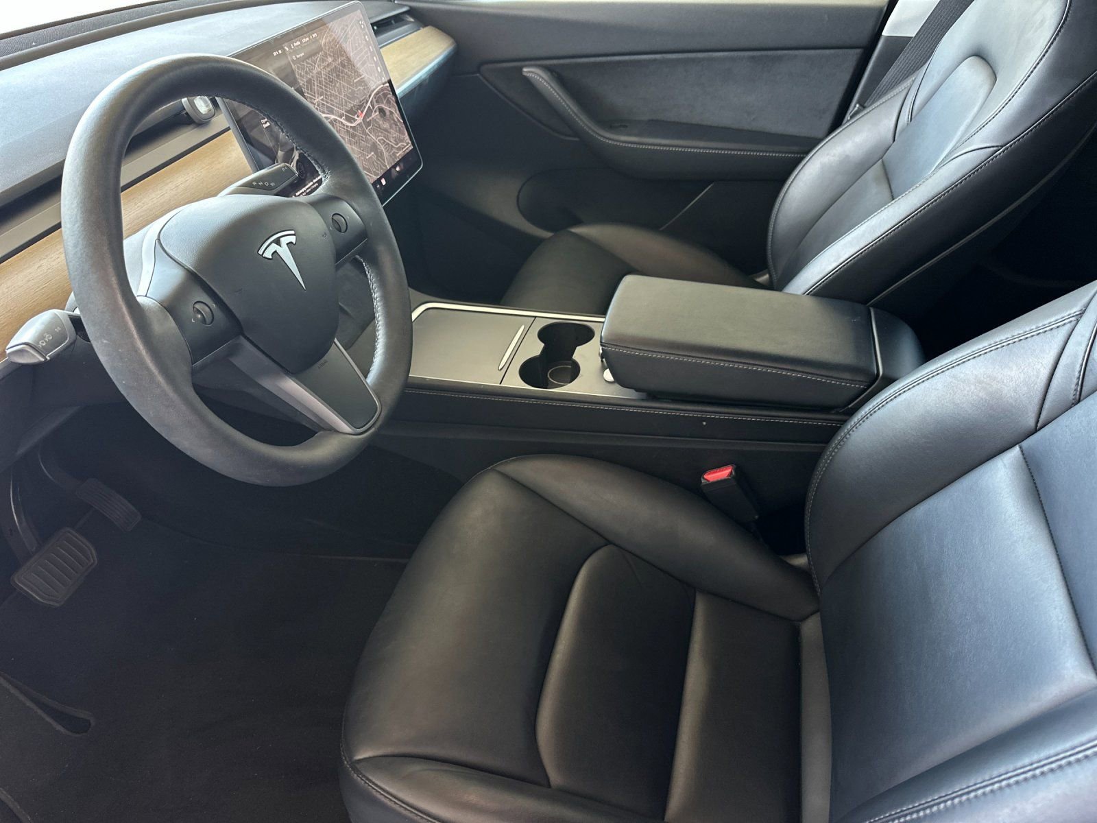 Used 2021 Tesla Model Y 2WD image 9