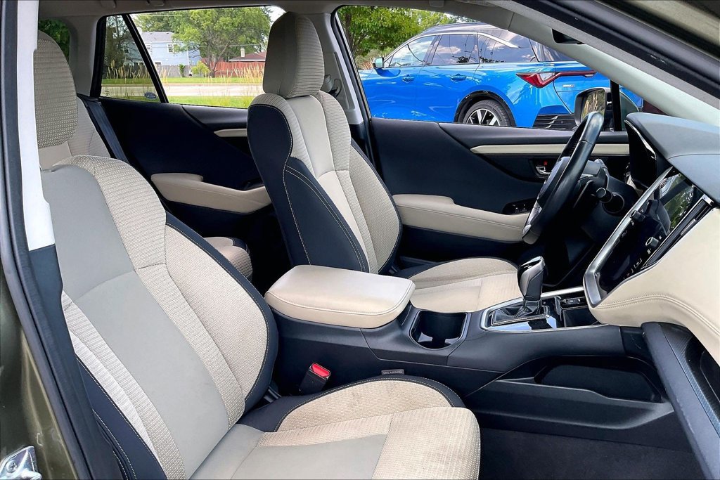 Certified 2024 Subaru Outback Premium AWD/4WD image 7