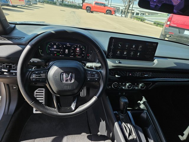 Used 2023 Honda Accord Sport image 17