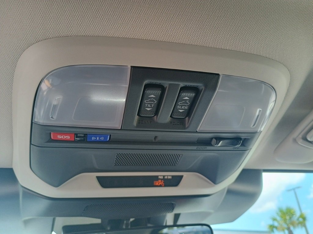 New 2025 Subaru Crosstrek 2.5i Limited w/ Popular Package #3A image 23