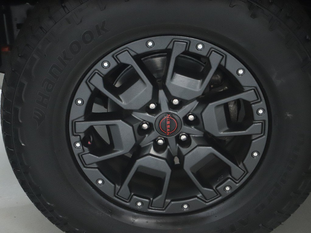 Certified 2023 Nissan Frontier PRO-4X w/ Pro-4X Premium Package AWD/4WD image 39
