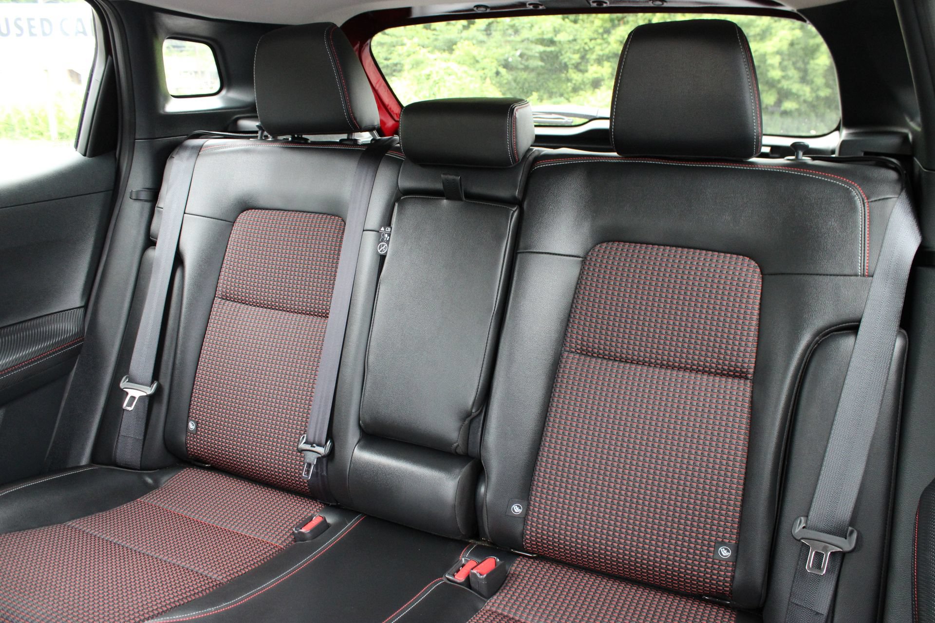 Used 2025 Nissan Kicks SR FWD image 16