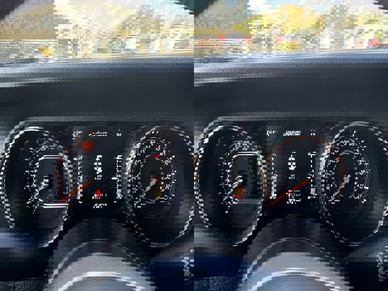 Used 2021 Jeep Wrangler Unlimited Sahara w/ Uconnect 4C Nav & Sound Group image 10