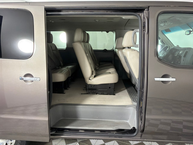 Used 2015 Nissan NV 3500 SL w/ Technology Package RWD image 15