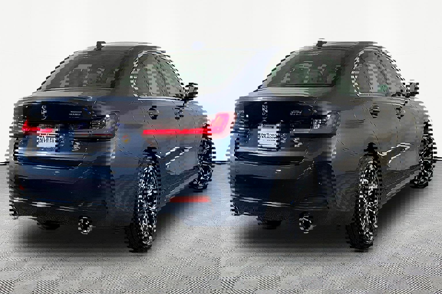 Certified 2025 BMW 330i xDrive Sedan w/ Premium Package image 8